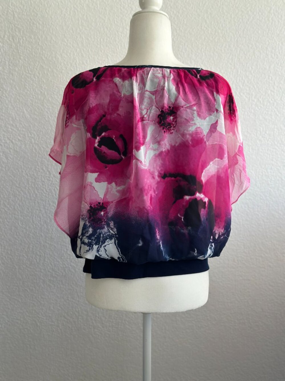 Style & Co Floral Chiffon Overlay Blouse Size Small Pink Navy Layered Top - Picture 5 of 6